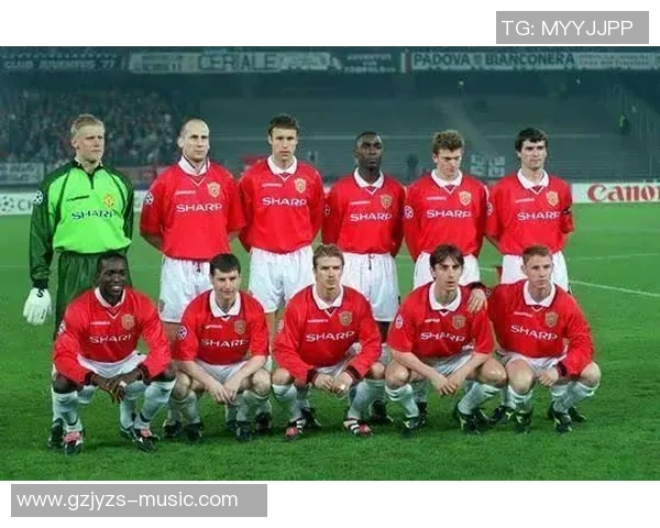 曼联与拜仁在09-10欧冠首回合的激烈对决回顾与分析 曼联与拜仁在09-10欧冠首回合的激烈对决回顾与分析